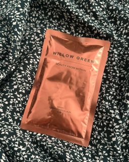 Strong from the inside out. Willow Green Liquid Collagen helps support muscle strength, recovery, and overall body resilience. With just one glass a day—thanks to its convenient, on-the-go sachet packaging—you can fuel your body wherever life takes you. Easy to mix, easy to enjoy, and full of goodness to keep you feeling energized and supported.#CleanCollagen #WillowgreenGlow #BioavailableBeauty #NoMoreDirtyCollagen#thenaturalway #willowgreen #collagenbeauty #BeautyInsideOut #liquidcollagen #jointhealth #naturalbeauty #skinhealth #skincareroutine #healthyskin #beautyfromwithin #youthfulskin #beautysupplements #skincareaddict #skincare #antiaging #RadiantSkin #onthego